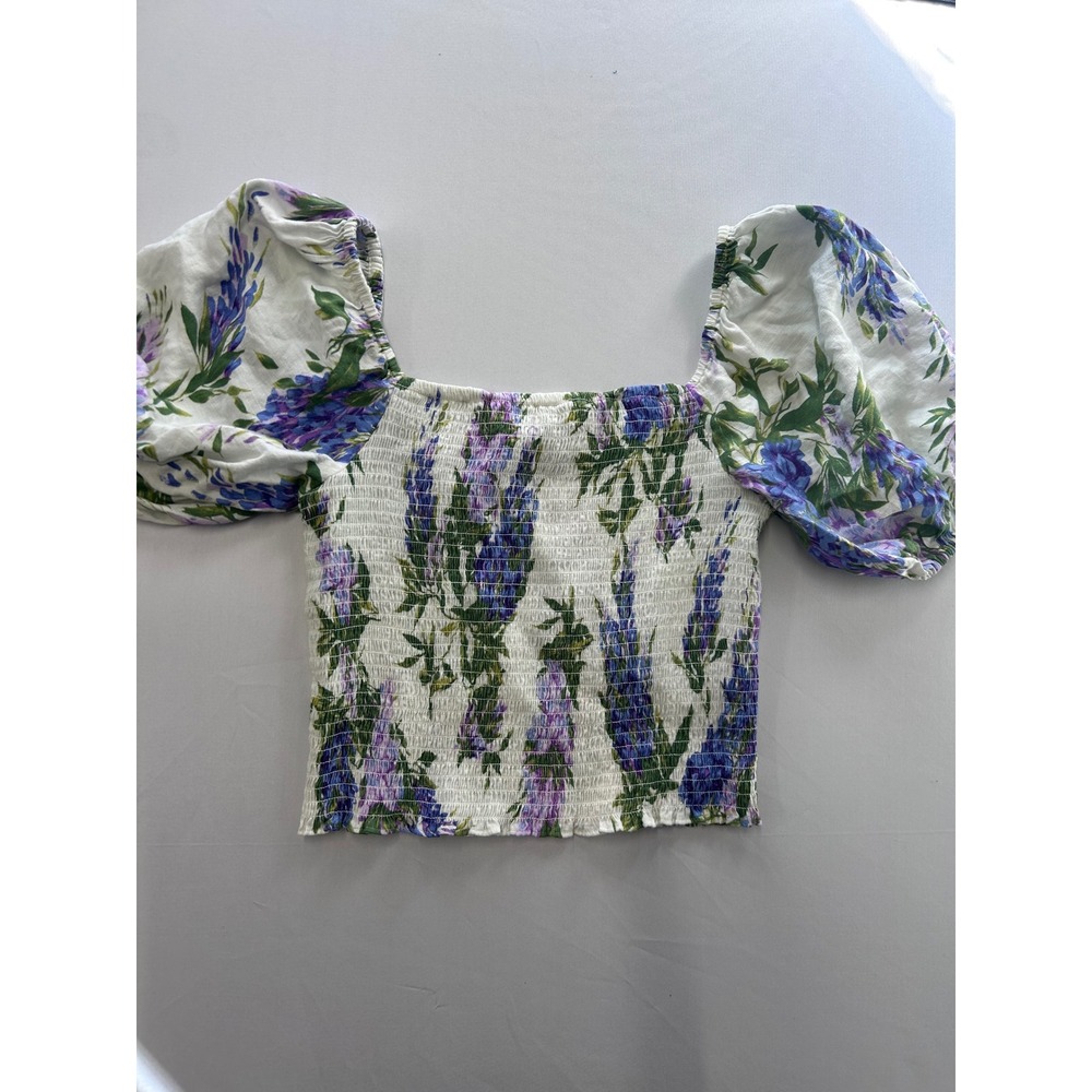 Express Smocked Puff Sleeve Top Womens Size S White Purple Floral Square Neck
